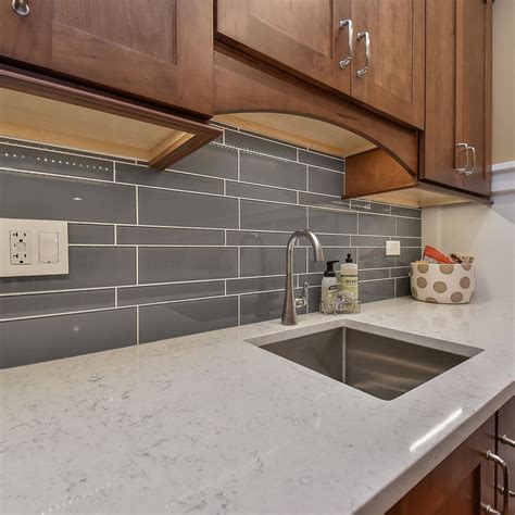 30+ Quartz Countertop And Backsplash – DECOOMO