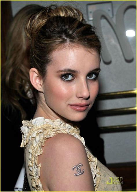 Emma Roberts Grace Nickels