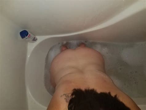Sexy Bbw Bath Time Nude Pics Xhamster