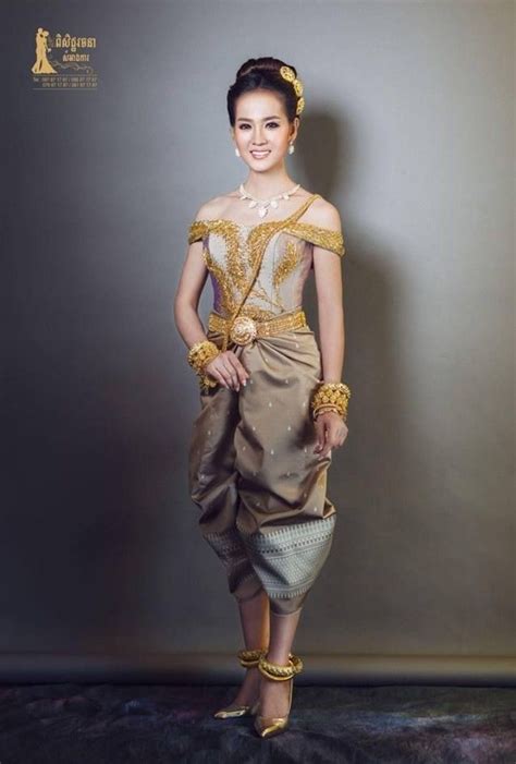 Cambodias Wedding Clothingkhmer Traditional Dress By Khmer Model Cambodian Clothes