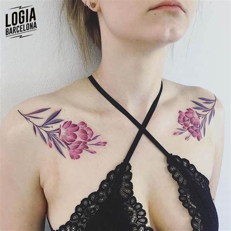 Tatuajes Delicados Para Mujer En El Pecho La Forma De Una Lib Lula Con