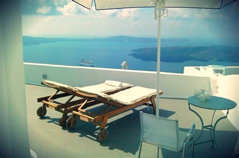 CHROMATA Hotel | Imerovigli, Santorini | GLAM FAB HAPPY