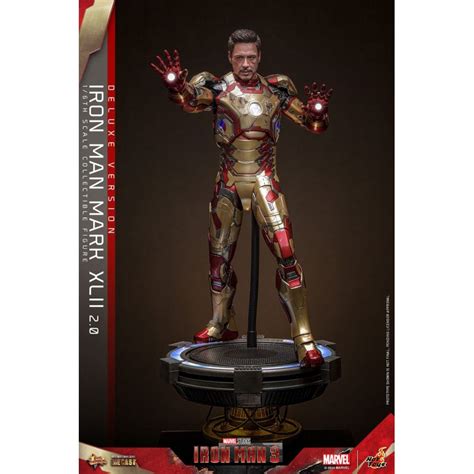 Iron Man Mark XLII 2 0 Deluxe Hot Toys MMS759D66 Iron Man 3 1 6 Figure
