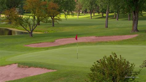 Forest Hills Golf Course, Forest lake, Minnesota - Golf course information and reviews.