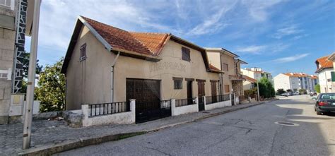 Casa ou moradia à venda na rua do Emigrante Salvador Ribeira de Pena