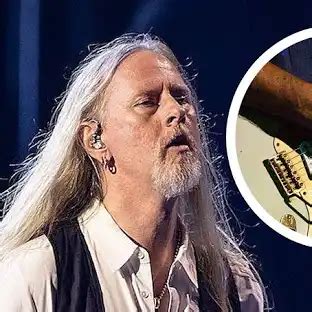 Jerry Cantrell: Age, Net Worth, Family & Career Highlights - Mabumbe