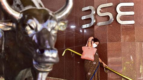 Closing Bell Sensex Down 200 Points To Nearly 58 000 Nifty Slumps To