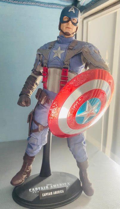 Hot Toys Figurine articulée Catawiki