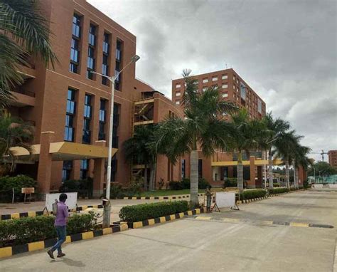 Azim Premji University (APU), Bangalore, Courses in APU, Admission in APU 2024, Entrance Exam in APU