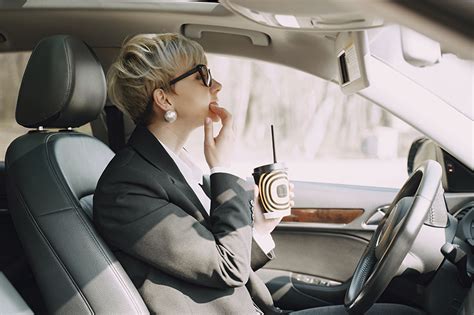 Cómo Evitar Las Distracciones Al Volante Grup Lesseps