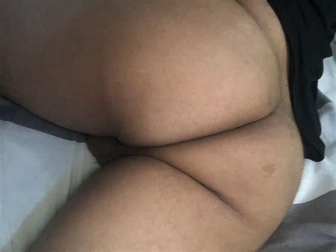 Bored And Naked Scrolller