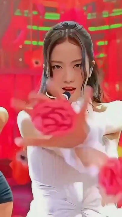 Blackpink Jisoo Flower Dance Performance ️ ️ ️ Youtube