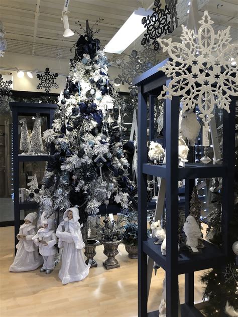 Top Trends in Christmas Home Decor for 2020 - Decorator's Warehouse