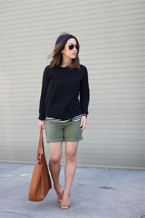 20 Style Tips On How To Wear Cargo Shorts This Summer Short Outfits Cargo Shorts Women