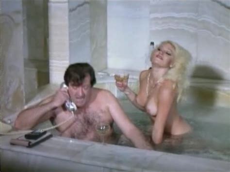 Jeannette Mass Nude Pics Page 4