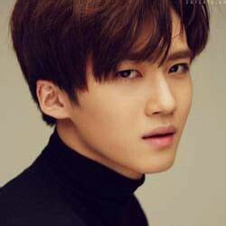 yan  stage  yanan birth october   nationality