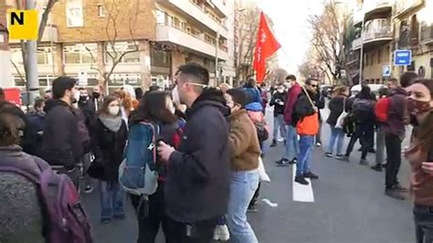 Quatre Persones Detingudes Per Un Desnonament Al Poble Sec Al Maig Del