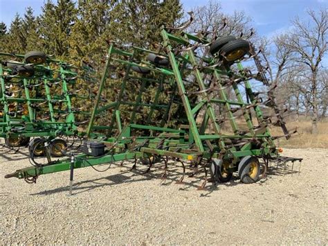 John Deere Field Cultivator Ft Knock On Sweeps Bar Harrow