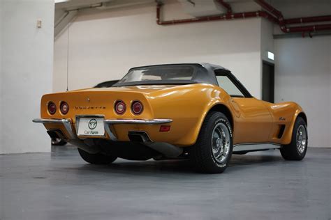 Chevrolet Corvette (C3) Stingray Convertible LHD - Car Farm