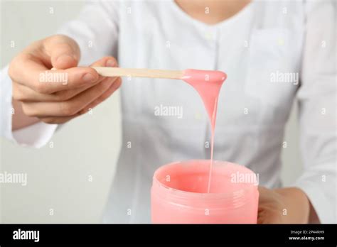 Hot Wax Spatula Hi Res Stock Photography And Images Alamy