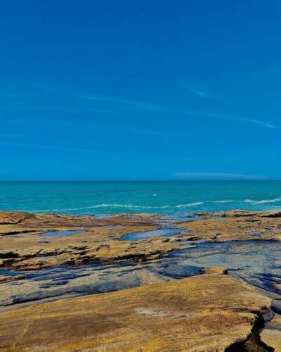 Praia Da Bacutia Guia Completo Desse Pequeno Para So Em Guarapari