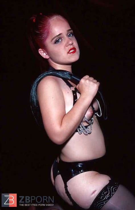 Twidget The Midget Midget Dominatrix ZB Porn