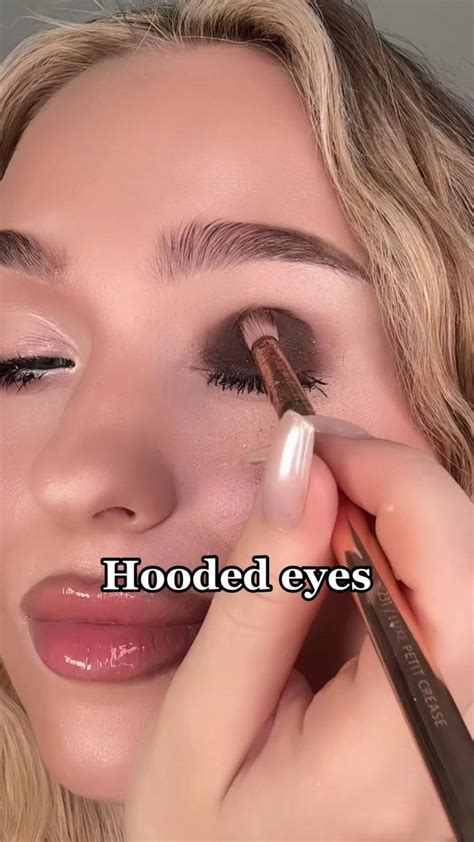 Will You Give This Hack A Try🤩 Follow For More Makeup And Hairstyle Ideas ️😍