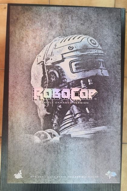 ROBOCOP BATTLE DAMAGED VERSION MMS265 HOT TOYS Cawette Jones