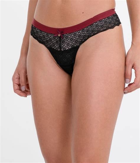 Bombacha Bikini Hilo en Encaje Geométrica con Cintura Elástica Negro