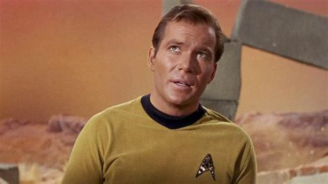 Does the Star Trek legend William Shatner Wear a Toupee?