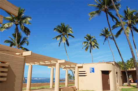 Haleiwa Beach Park, Oahu | To-Hawaii.com