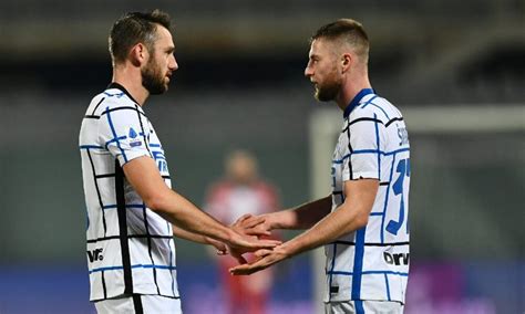 Inter Restyling In Difesa Skriniar De Vrij Fanno Spazio A Bremer E