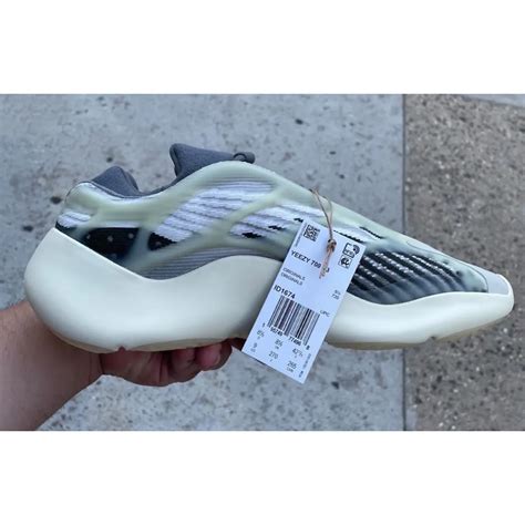 Adidas Yeezy 700 V3 Fade Salt Id1674 Nice Kicks