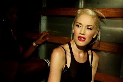 5 Easy Pieces How To Shop Gwen Stefani S Settle Down Video Look