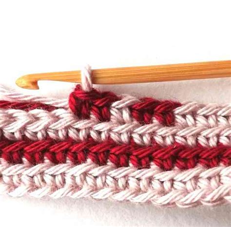 Tapestry Crochet Bookmark With Hearts Free Pattern