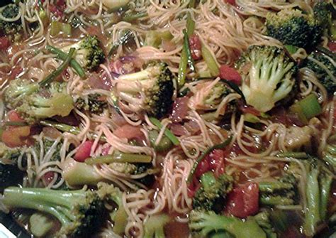 Canton noodles and vegetables Recipe by skunkmonkey101 - Cookpad