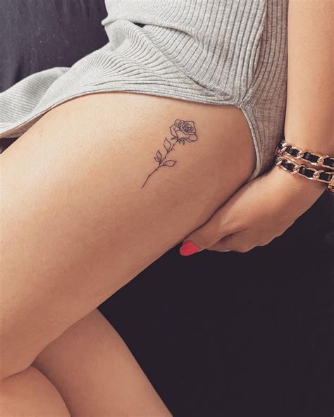 Tatuaggi Sensuali Di Piccole Dimensioni Per Le Donne Tatuaggio It