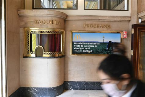 Fotos Del Mcdonald S De Zaragoza Que Abre En El Antiguo Cine El Seos