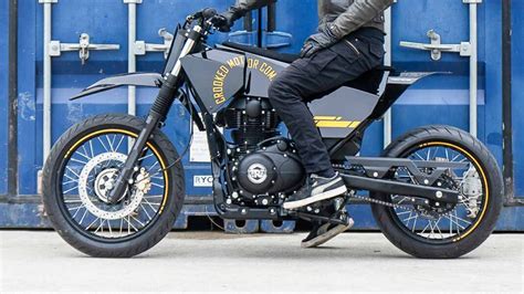 Royal Enfield Himalayan Scram 411 Custom Modified To Race