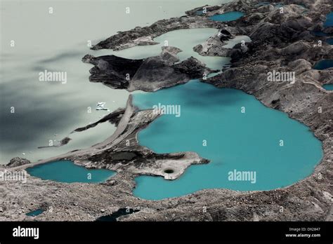 Thermokarst lakes hi-res stock photography and images - Alamy