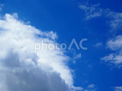 夏の青空と積乱雲 No 24468232｜写真素材なら「写真ac」無料（フリー）ダウンロードok