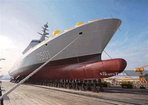 Suspend construction of four LCS vessels, says expert | DefenceHub ...