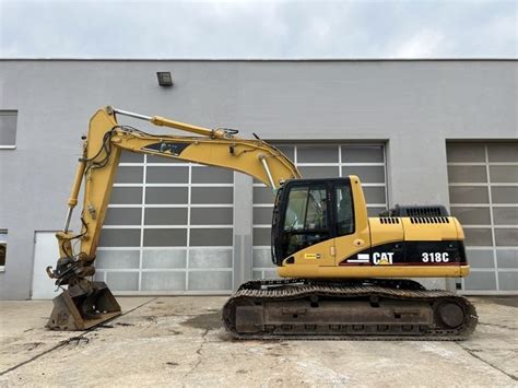 Caterpillar 318 C Tracked Excavator