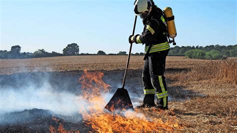 In Bildern Fl Chenbrand Bei Bliestorf