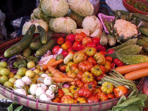 Gambar Kota Hidangan Hijau Merah Menghasilkan Sayur Mayur Pasar