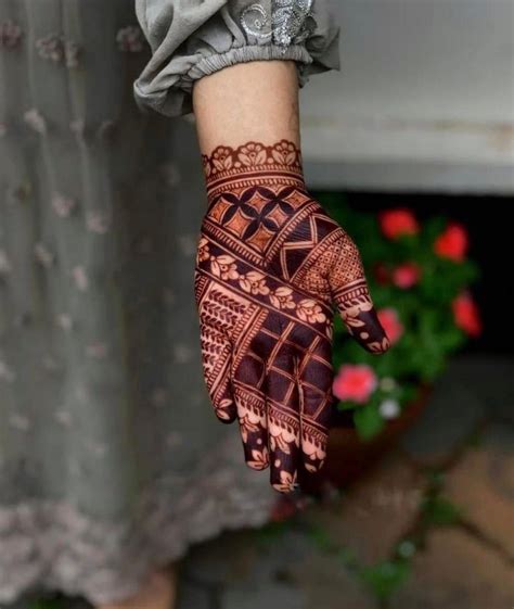 Latest Henna Mendhi Designs Zahrah Rose Mehndi Designs For