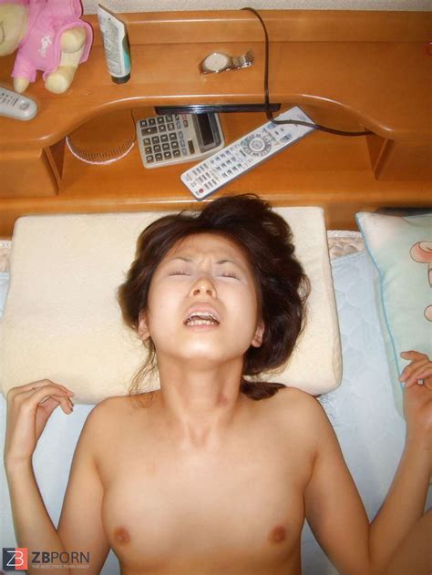 Japanese Teenager Open Up And Creampie Part Three ZB Porn