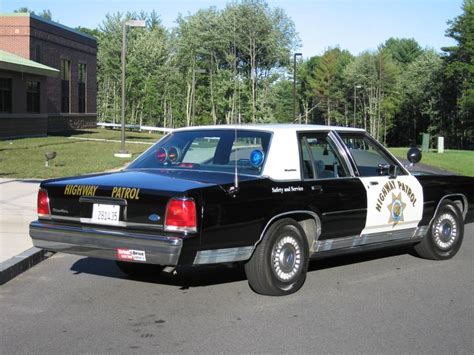 1991 Ford Crown Victoria CHP8849 Picture SuperMotors Net Police