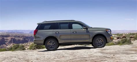 2025 Ford Expedition Tremor Photo Gallery