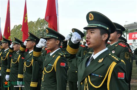 千余名武警誓师力保中国 东盟博览会 场面壮观